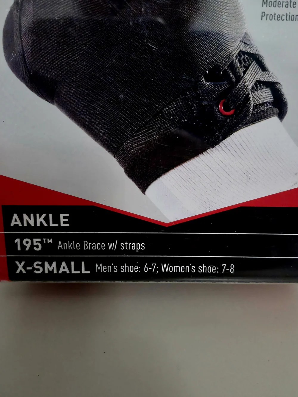 Level 3 Black Ankle Brace with Straps - X-Small